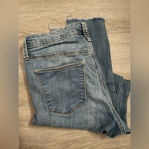 Universal Thread distressed ankle high rise jeans